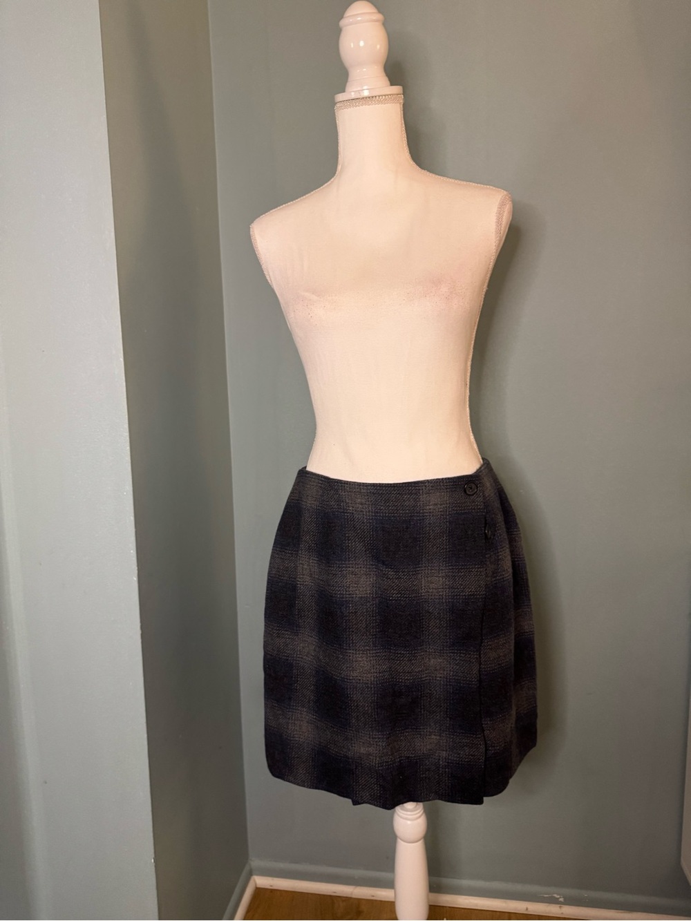 VINTAGE NWT Ralph Lauren 12 P Petite Gray Navy Plaid Wool Mini Wrap Skirt RARE